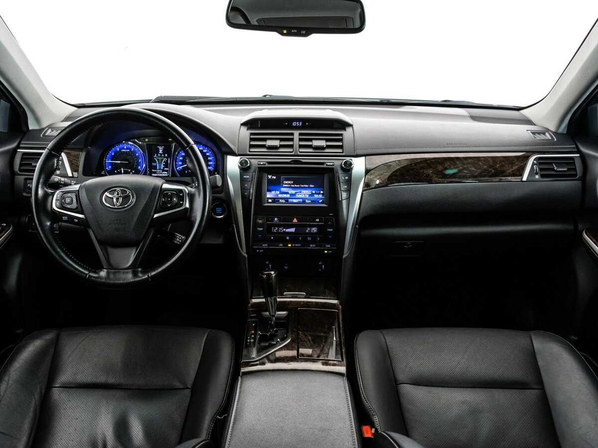 Toyota Camry 2015
