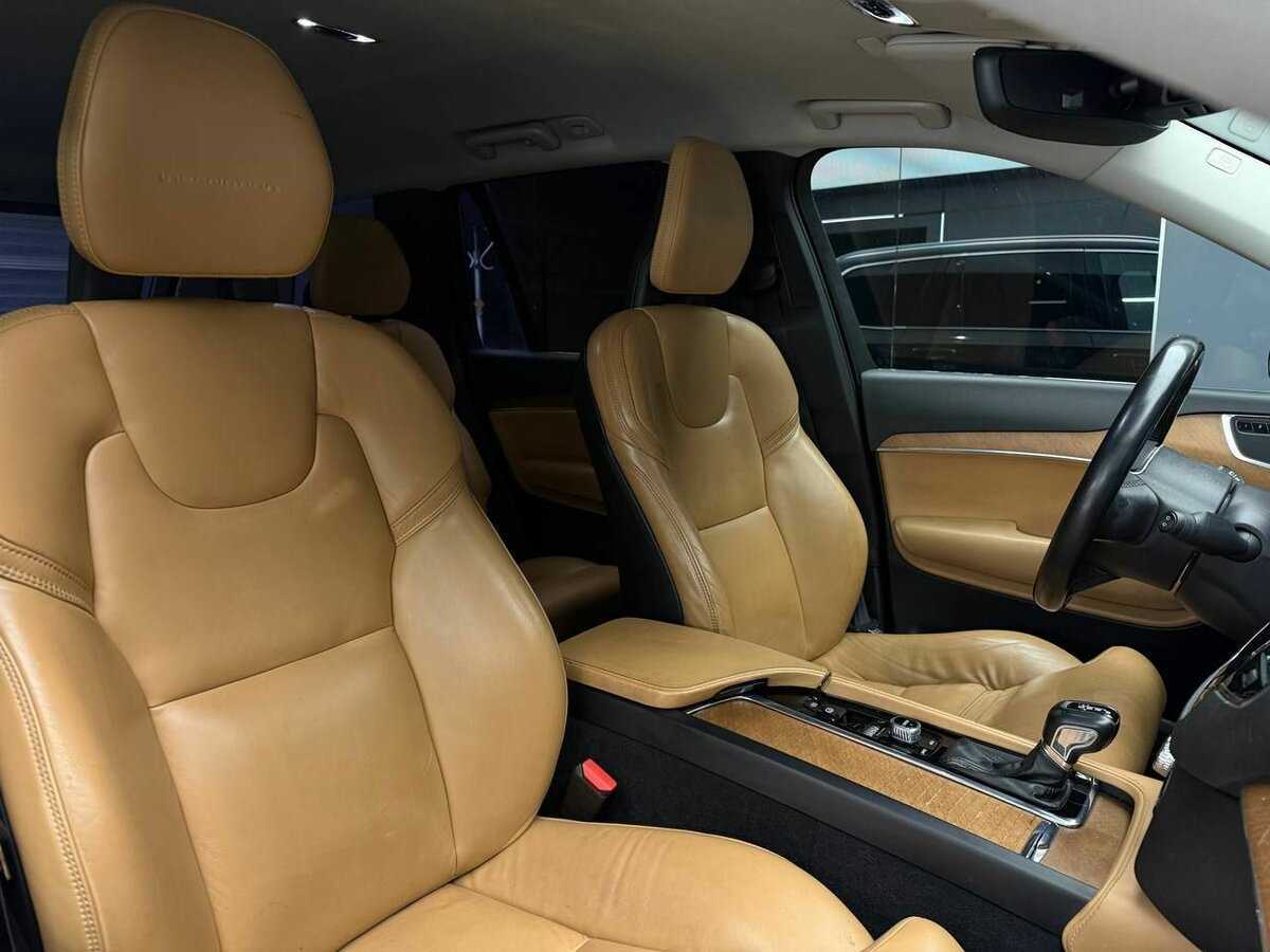 Volvo XC90 2015