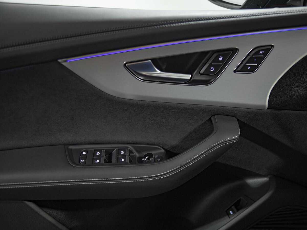 Audi Q8 2023
