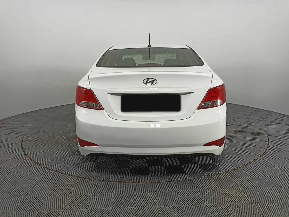 Hyundai Solaris 2015