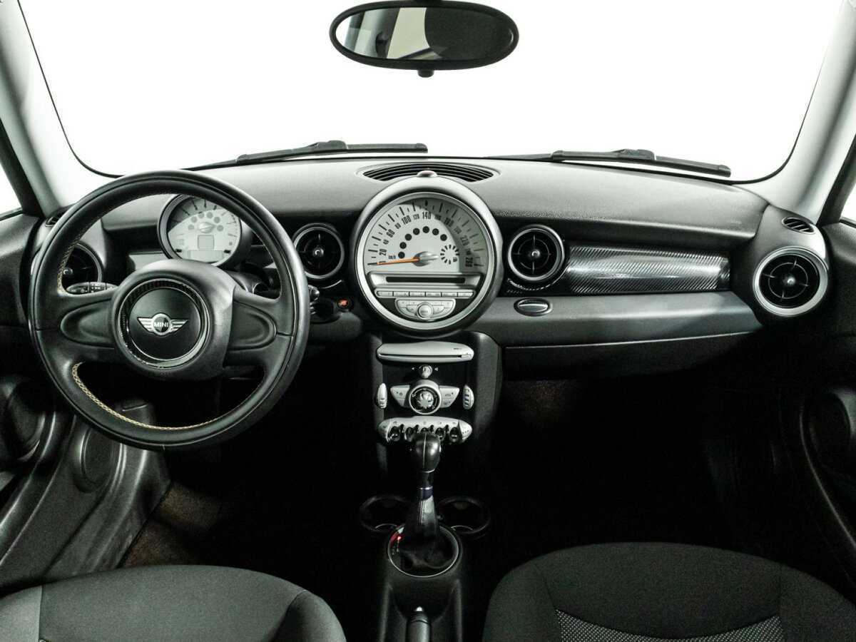 Mini Hatch 2010