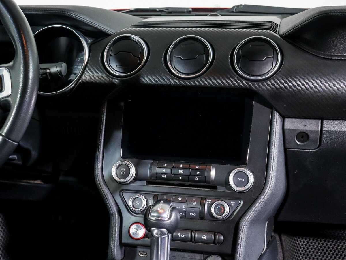 Ford Mustang 2020