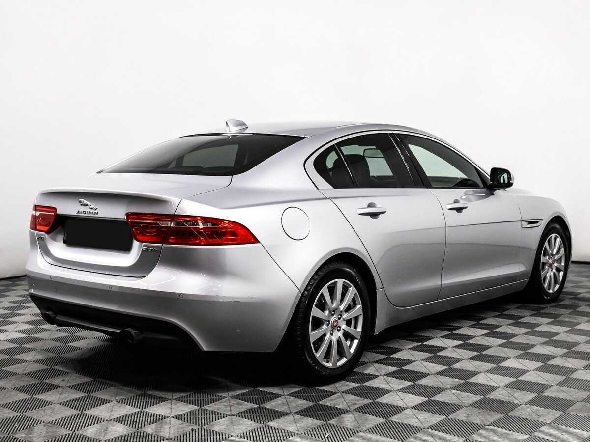 Jaguar XE