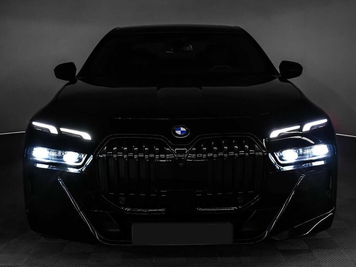 BMW 7 серии 2023