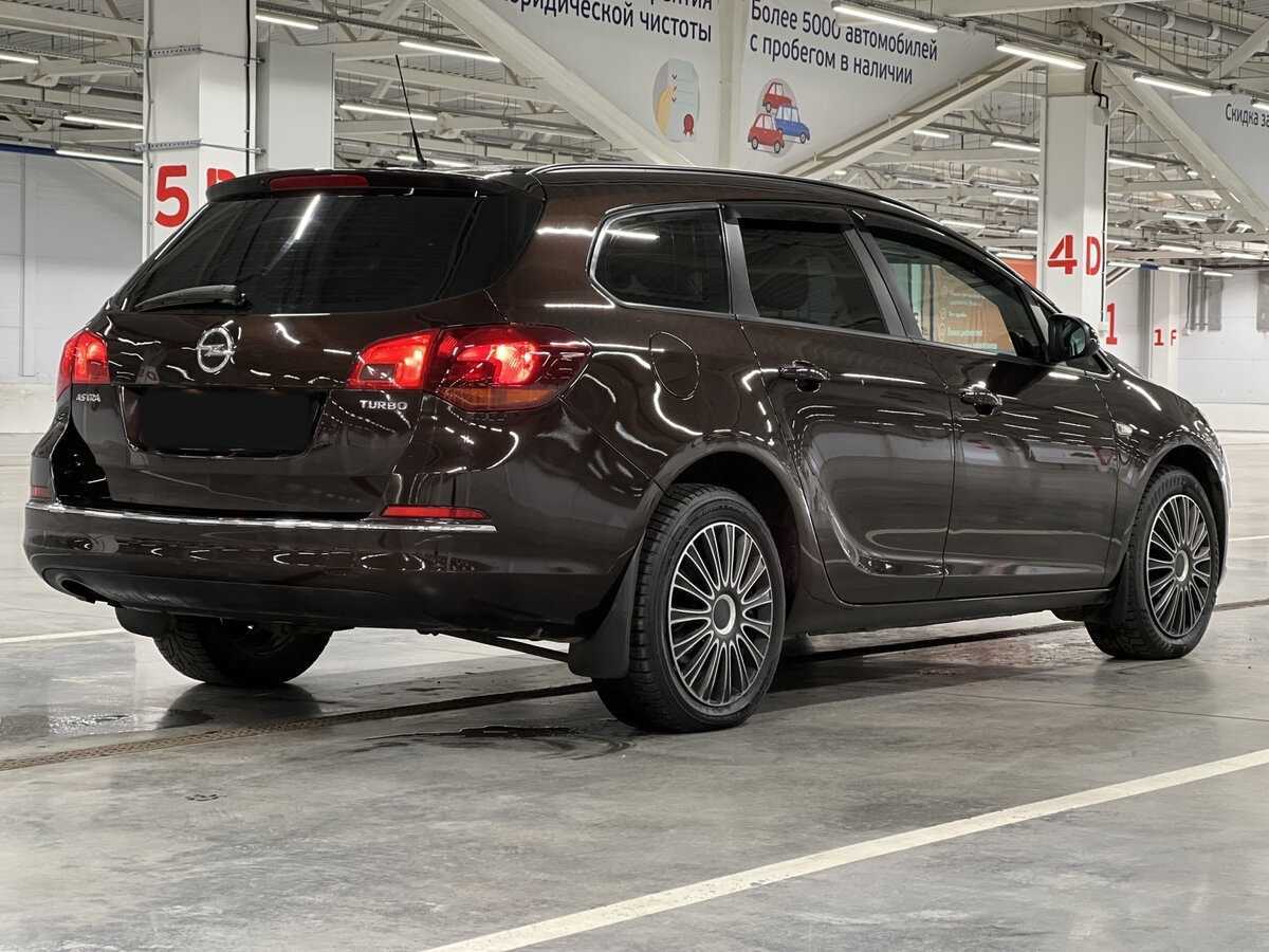 Opel Astra 2013