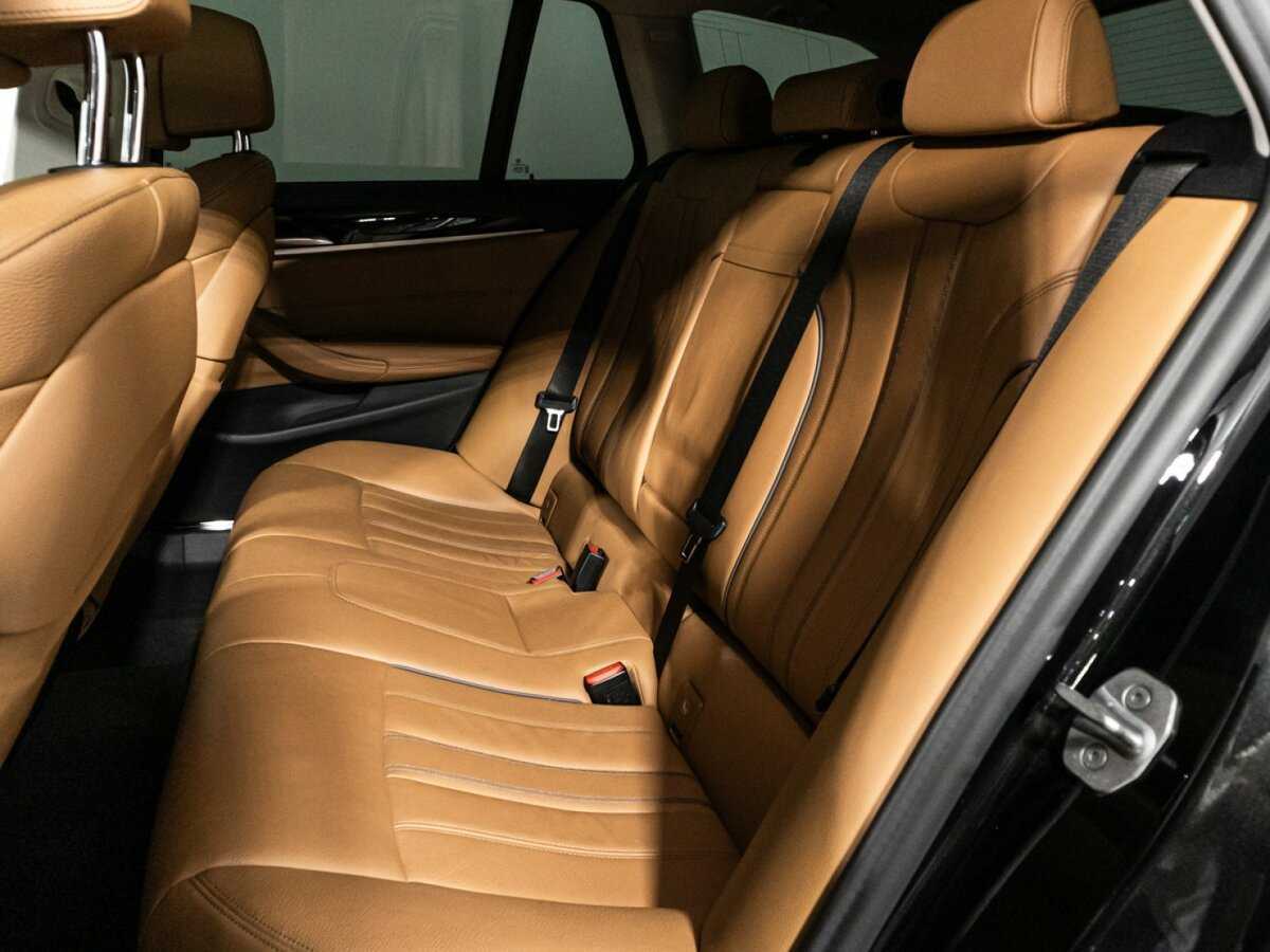 BMW 5 серии 2020
