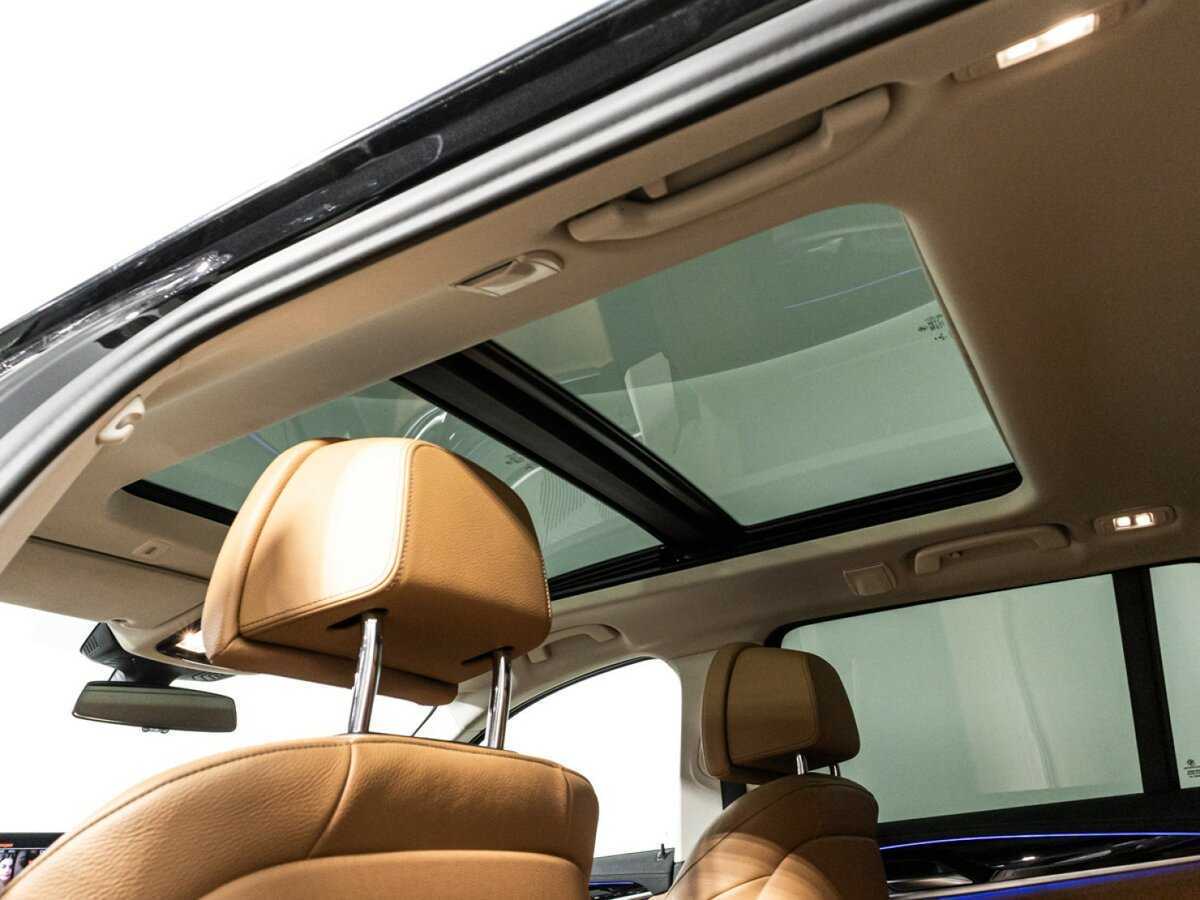 BMW 5 серии 2020