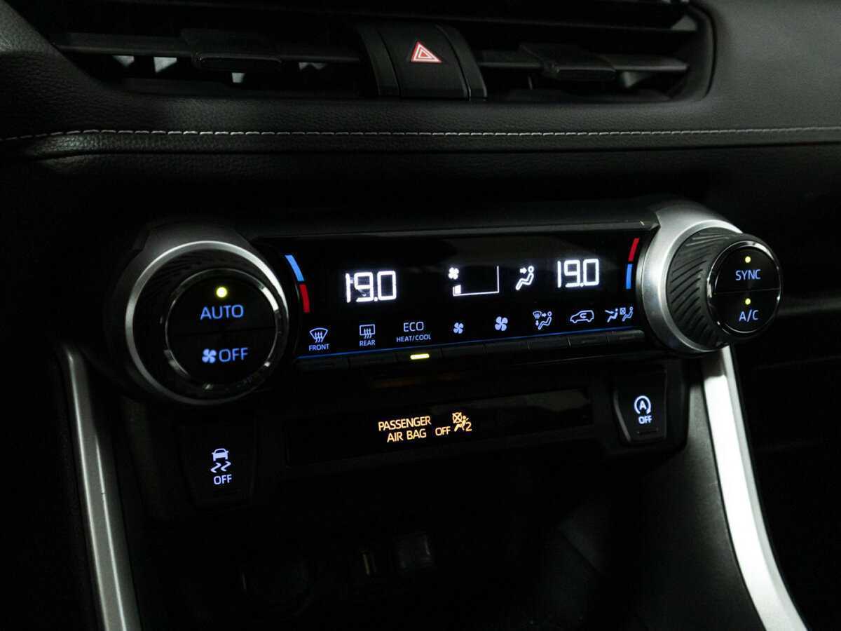 Toyota RAV4 2021