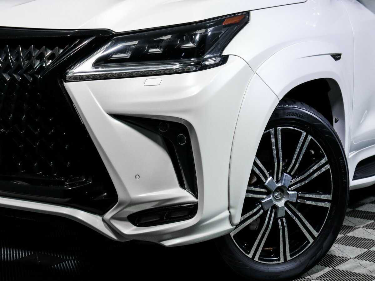 Lexus LX 2016