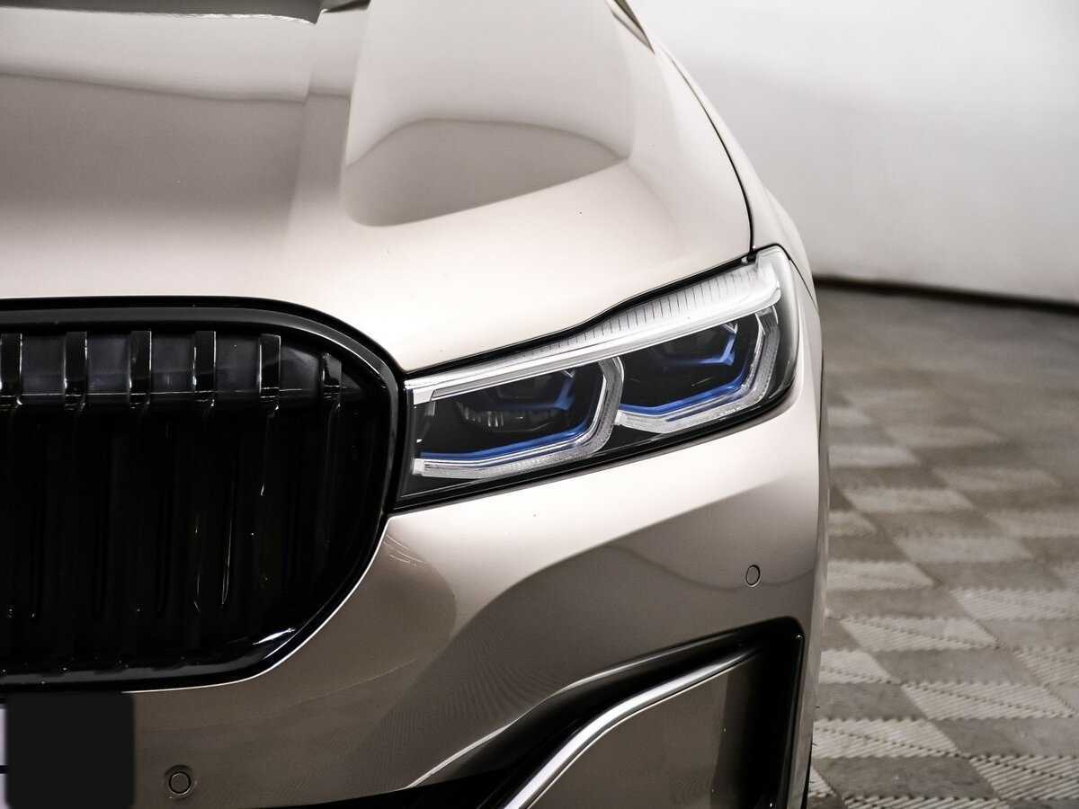 BMW 7 серии 2019