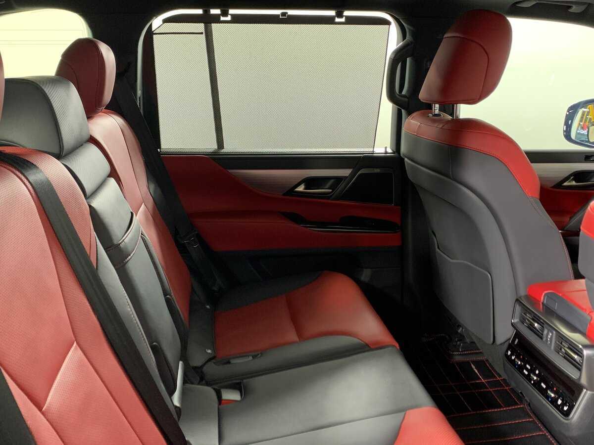 Lexus LX 2024