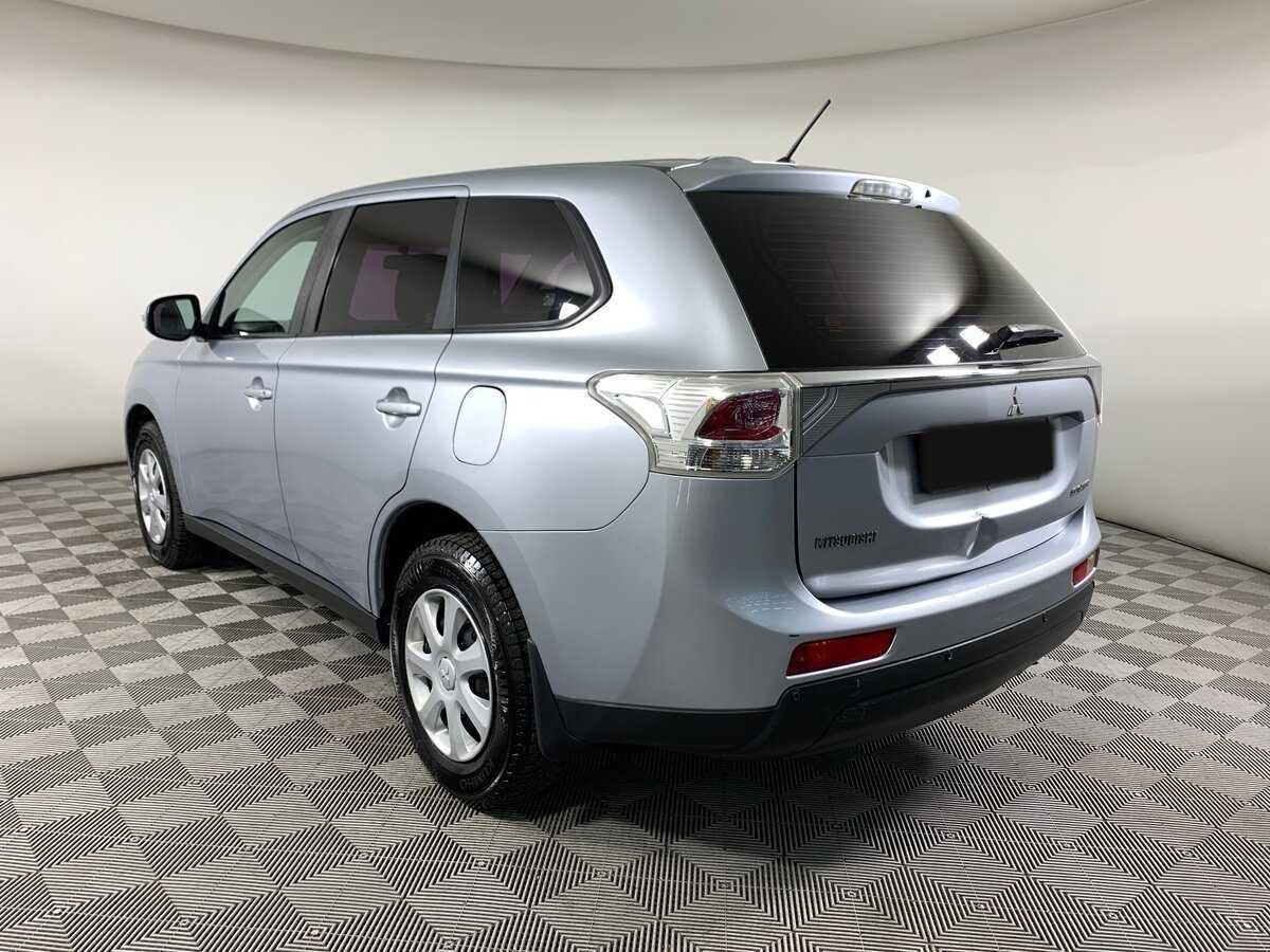 Mitsubishi Outlander 2013