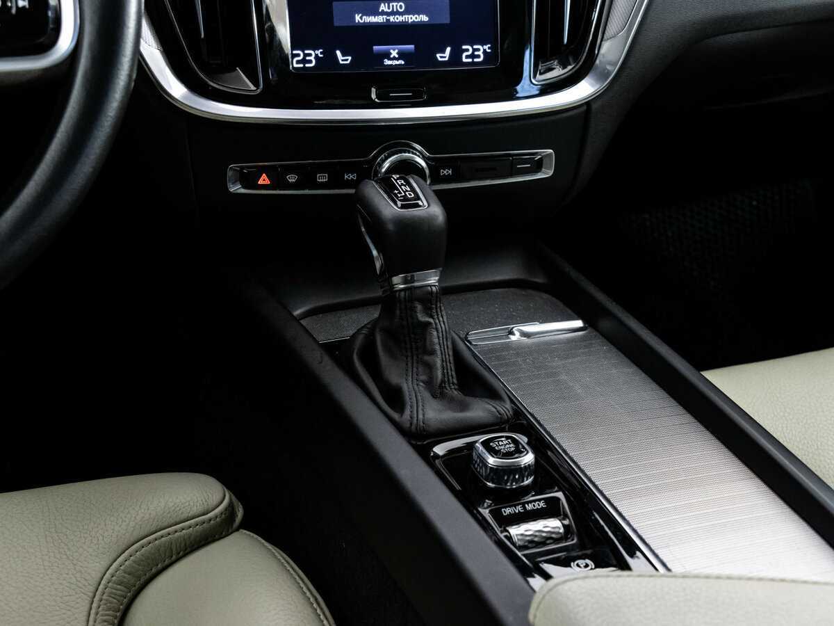 Volvo V60 Cross Country 2019