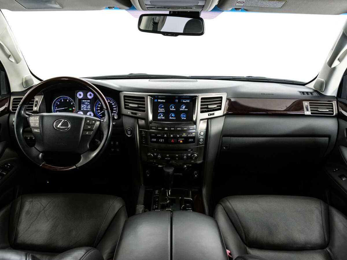 Lexus LX