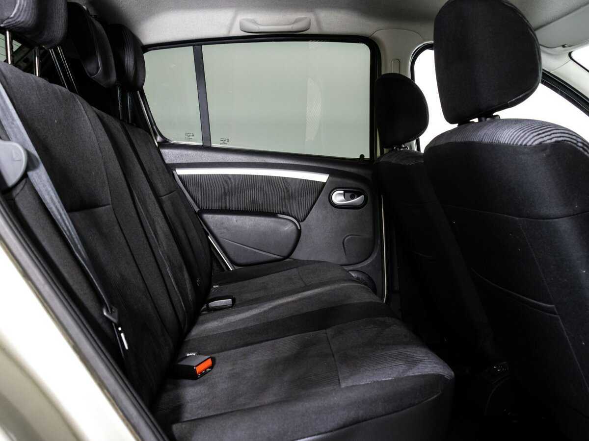 Renault Sandero 2014