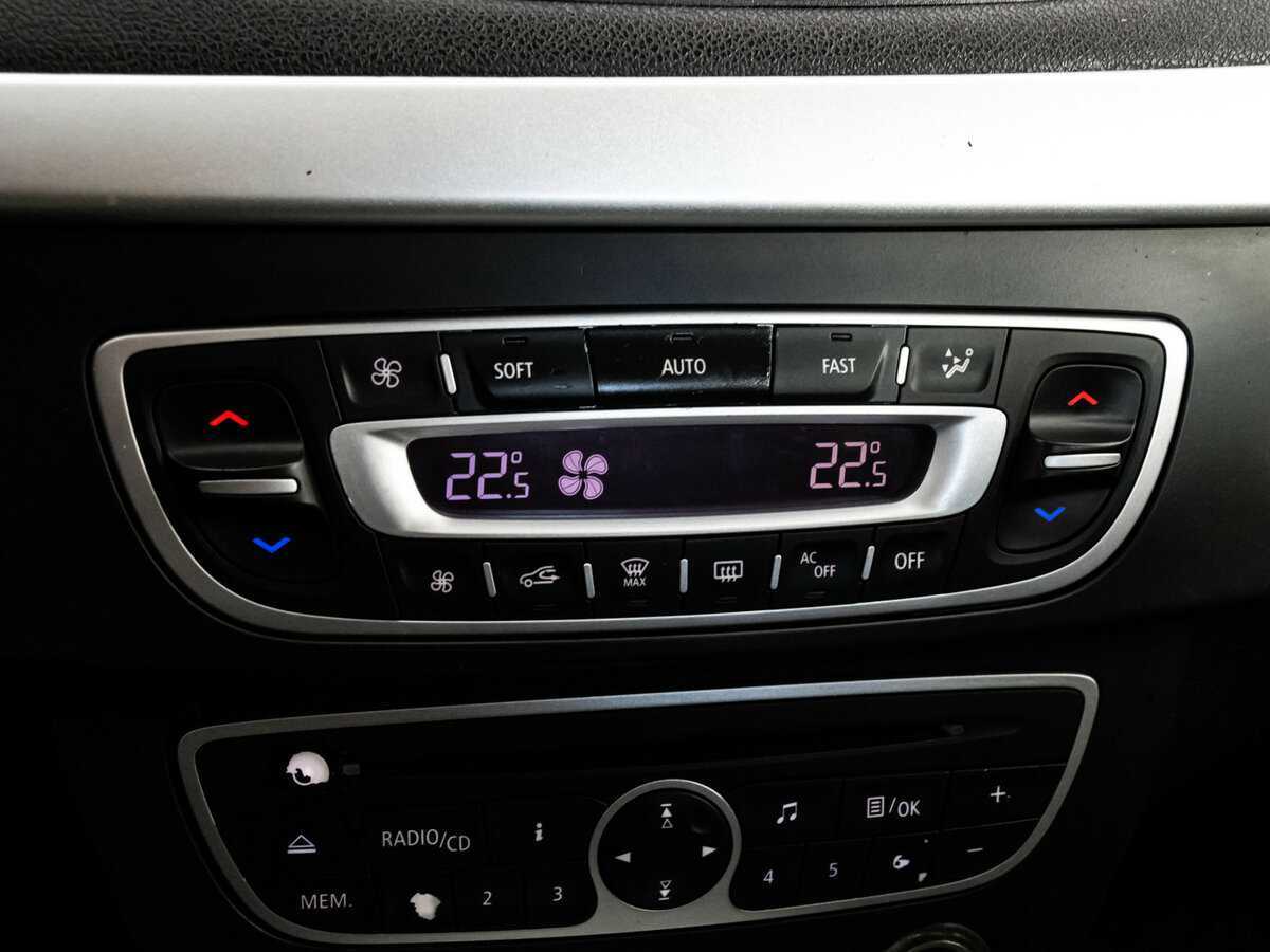 Renault Fluence 2011