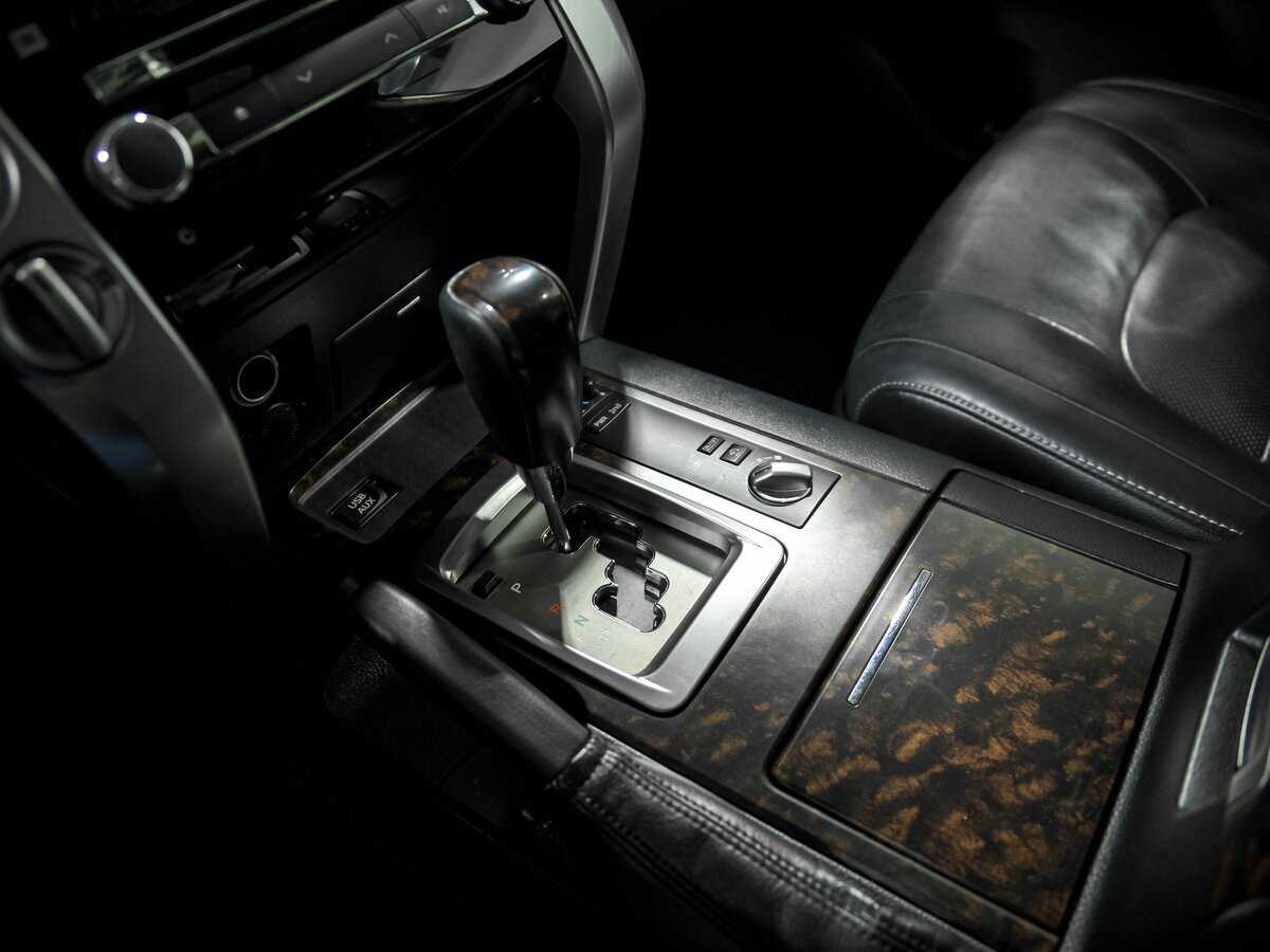 Toyota Land Cruiser 2015