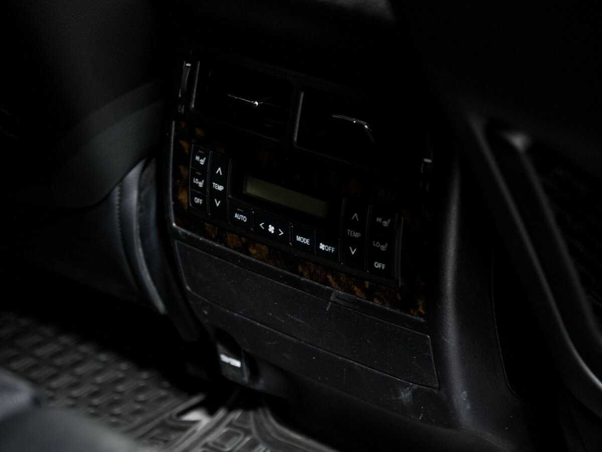 Toyota Land Cruiser 2015