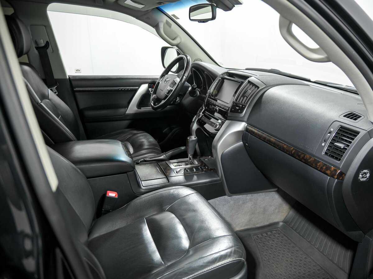 Toyota Land Cruiser 2015