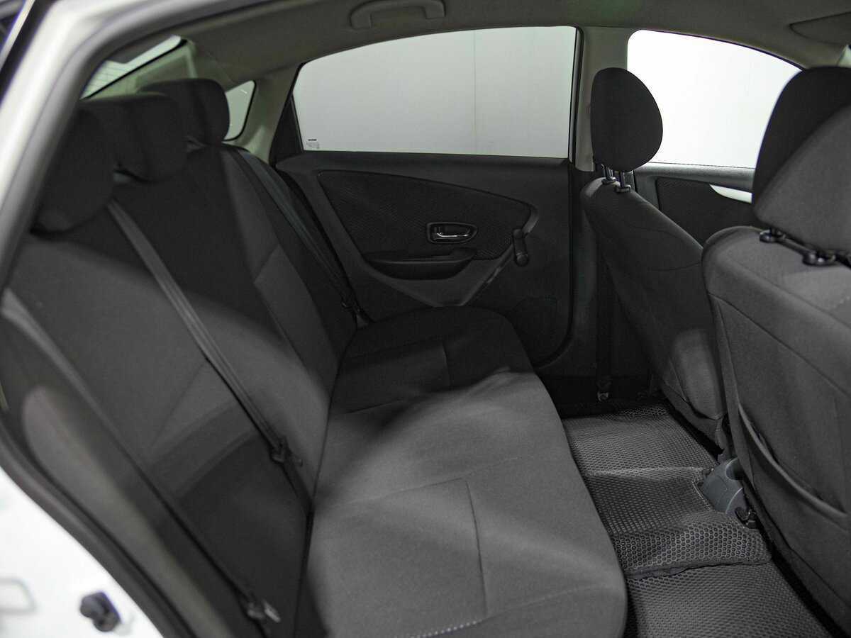 Nissan Almera 2014