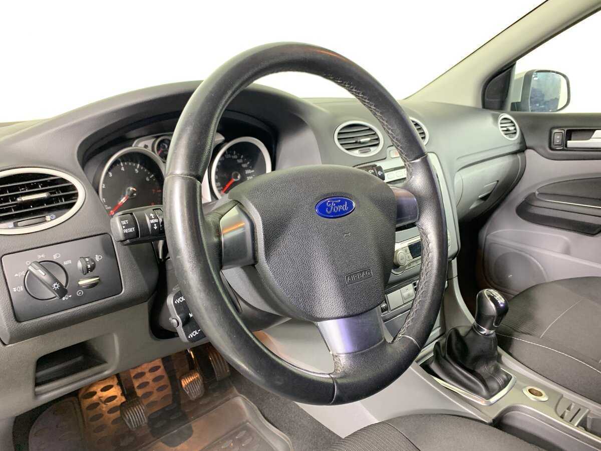 Ford Focus 2011
