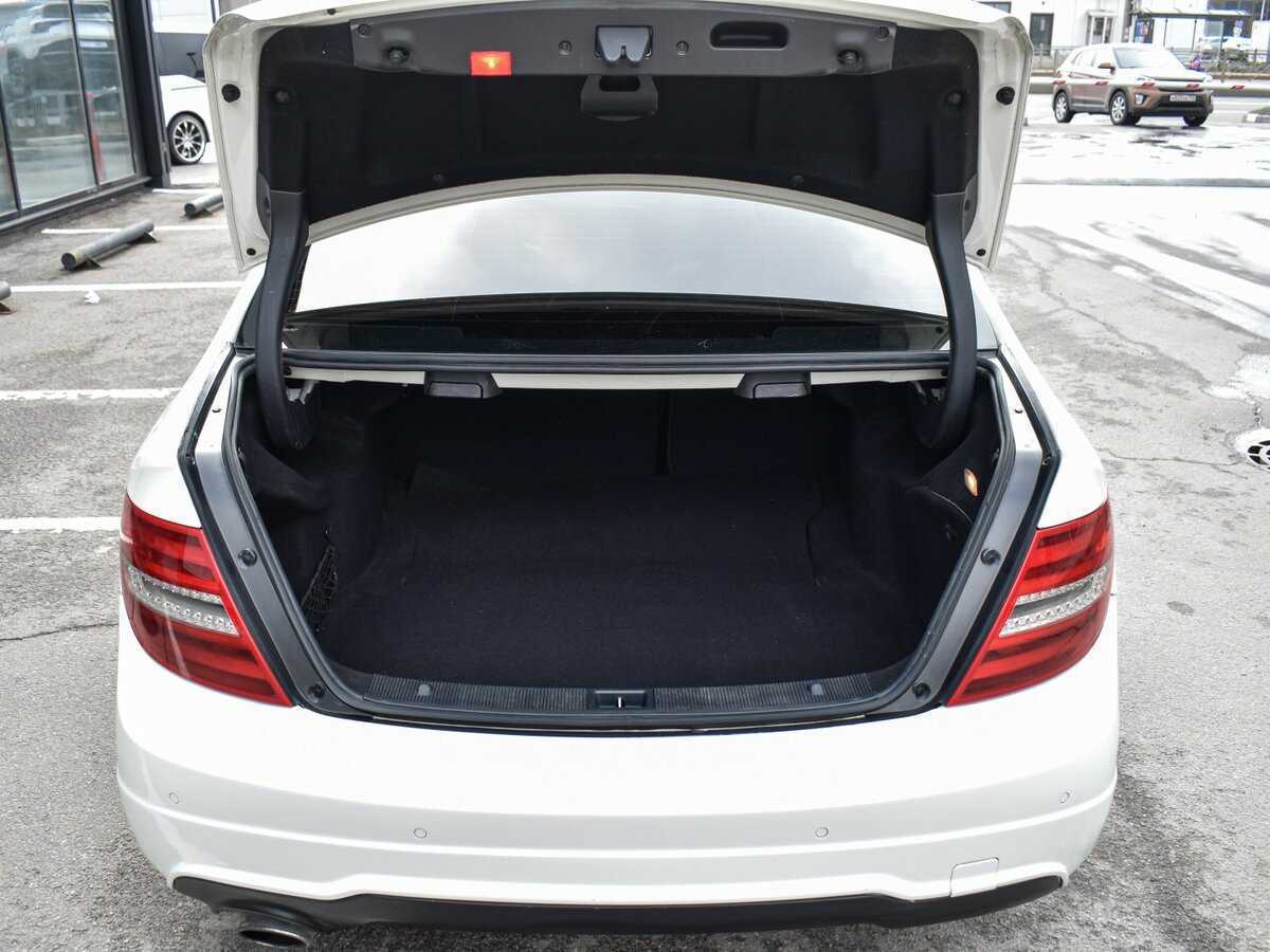 Mercedes-Benz C-Класс 2011