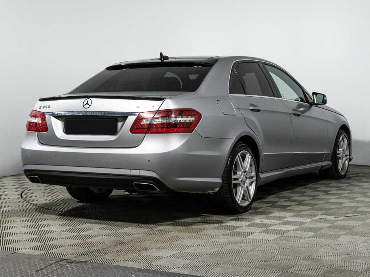 Mercedes-Benz E-Класс 2011