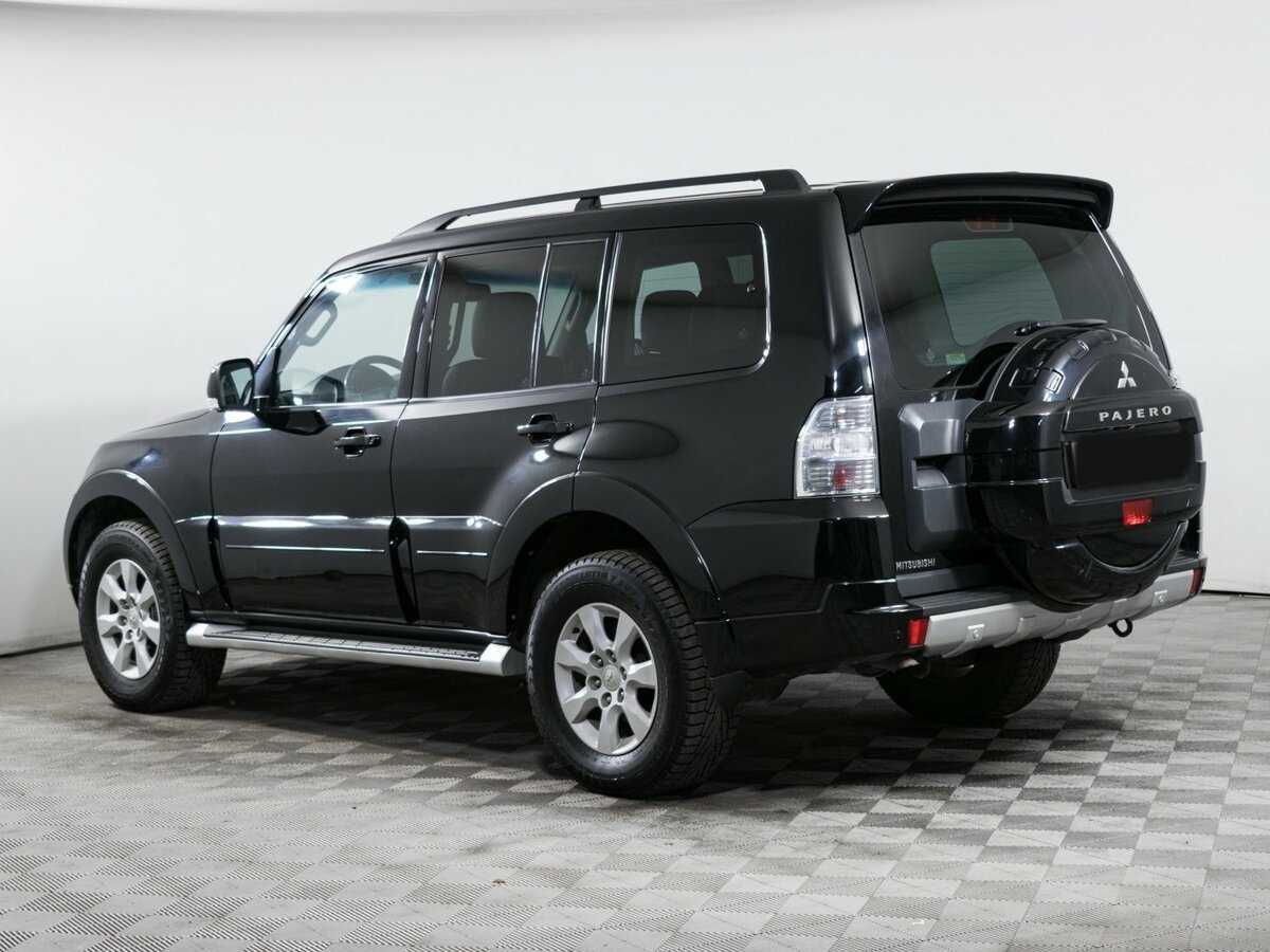 Mitsubishi Pajero 2012