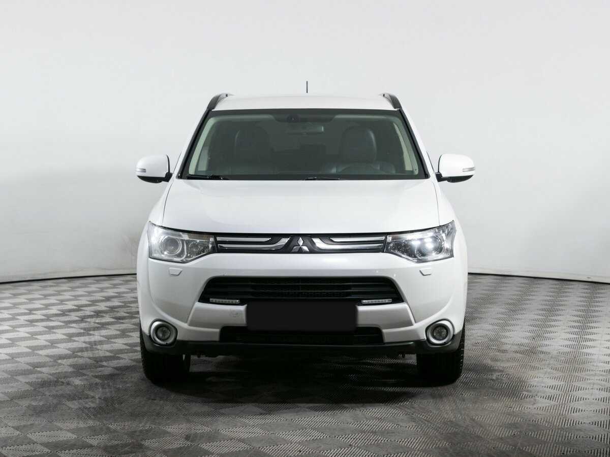 Mitsubishi Outlander 2013