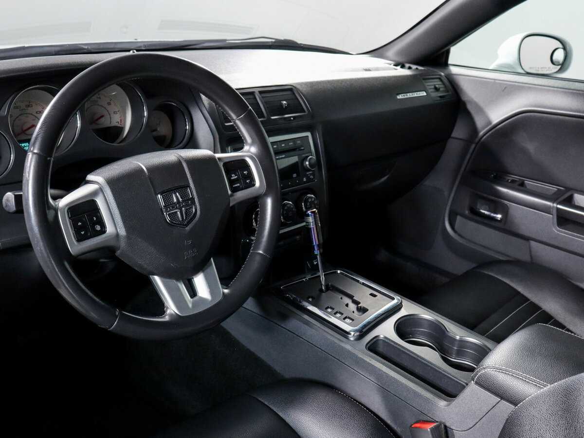 Dodge Challenger 2013