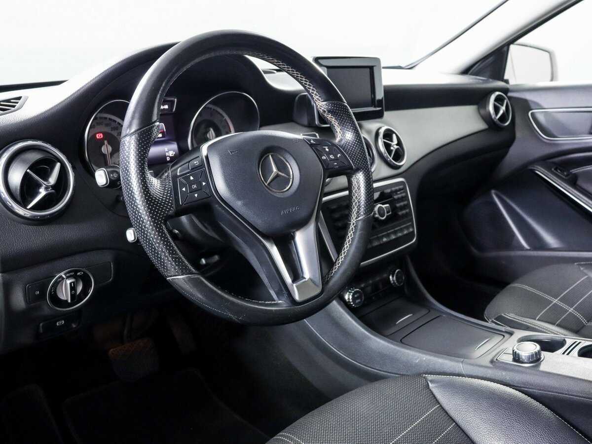 Mercedes-Benz GLA 2015
