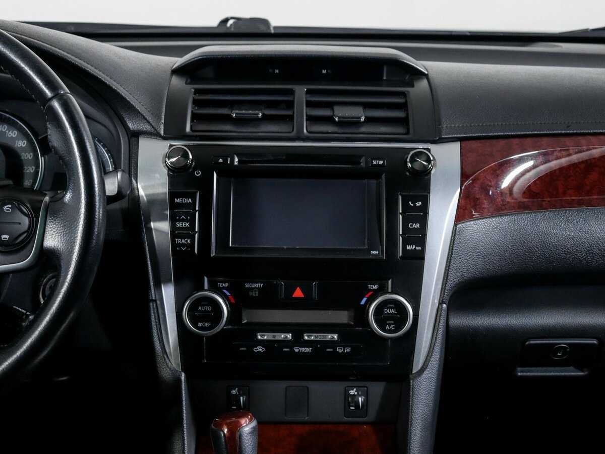 Toyota Camry 2013