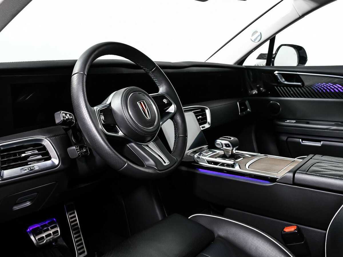Hongqi E-HS9 2022