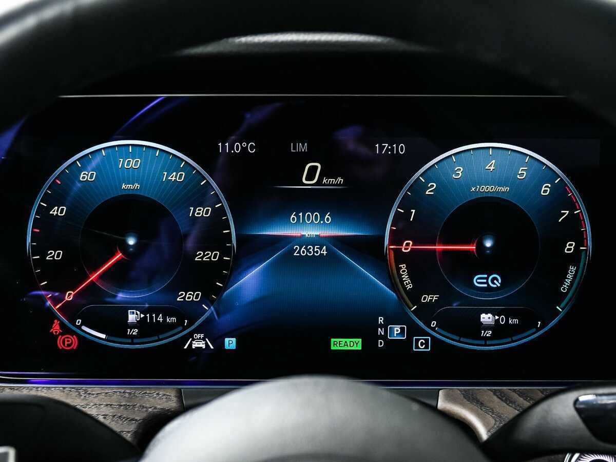 Mercedes-Benz E-Класс 2022