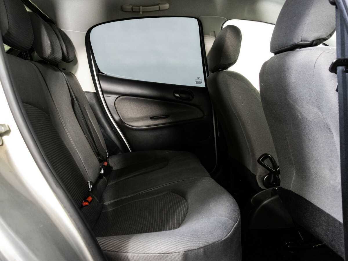 Peugeot 207i (Iran Khodro) 2023