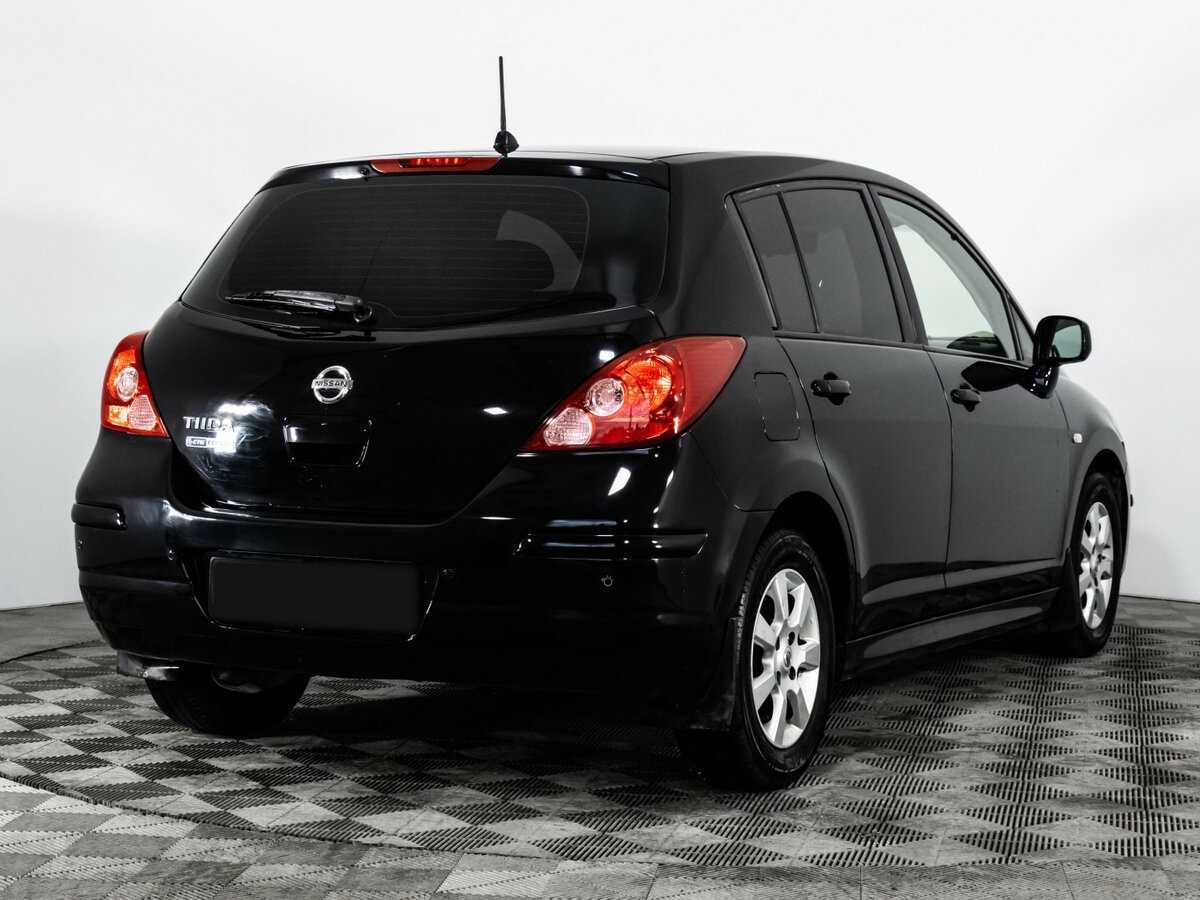 Nissan Tiida 2011
