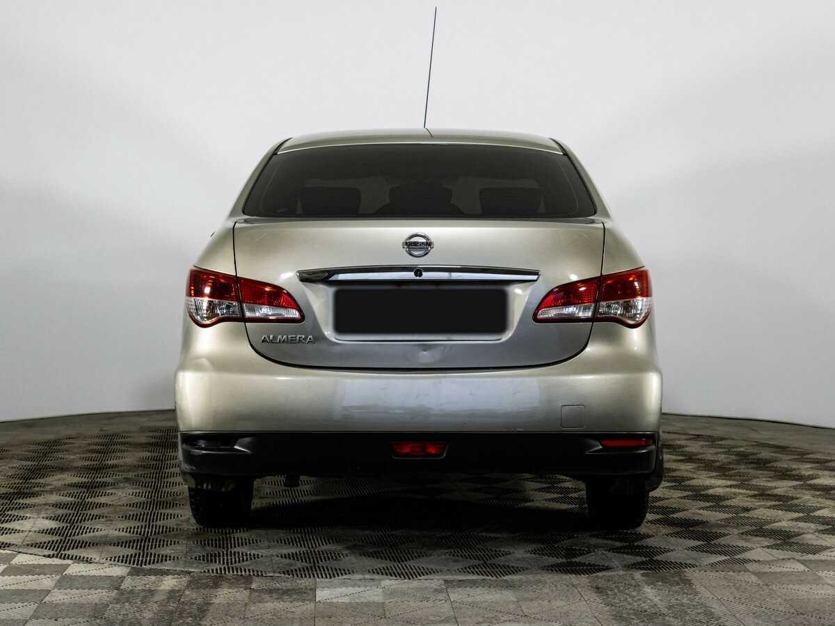 Nissan Almera