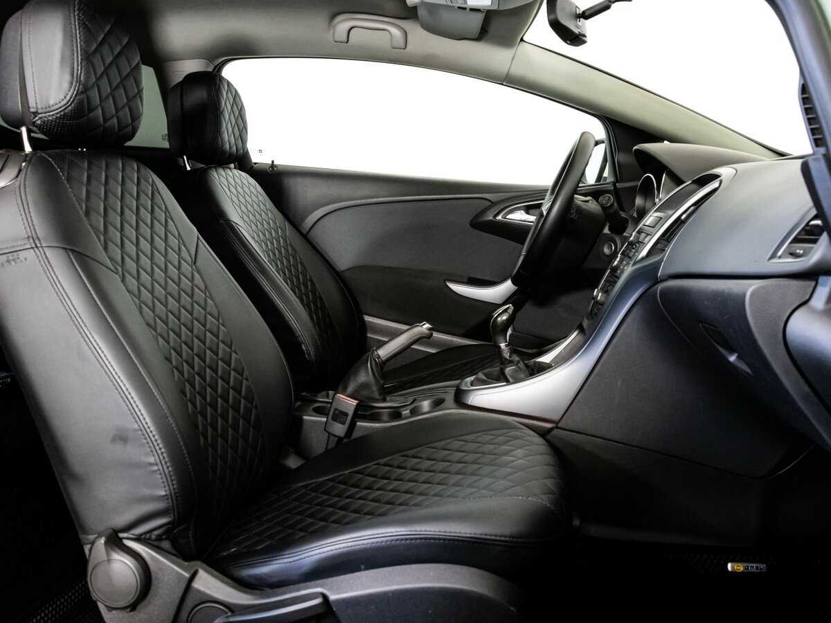 Opel Astra 2011