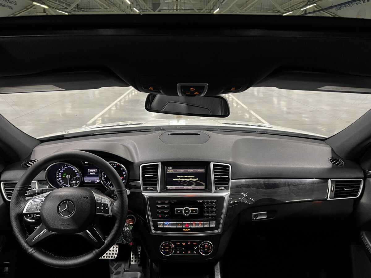 Mercedes-Benz M-Класс 2011