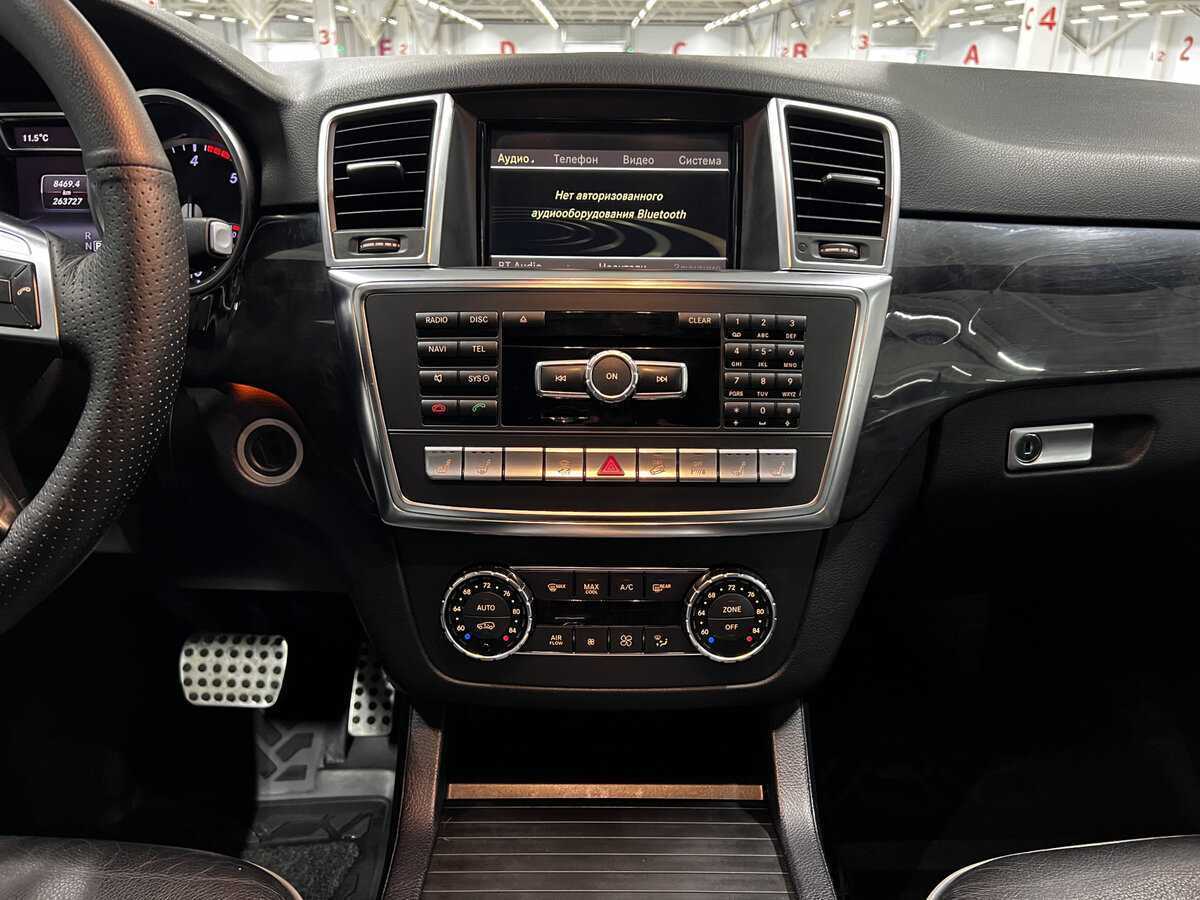 Mercedes-Benz M-Класс 2011