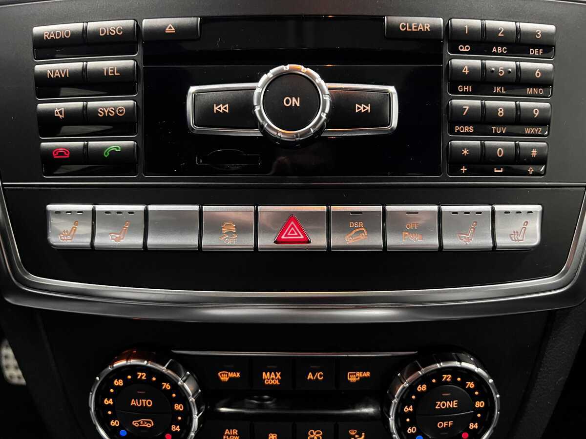 Mercedes-Benz M-Класс 2011