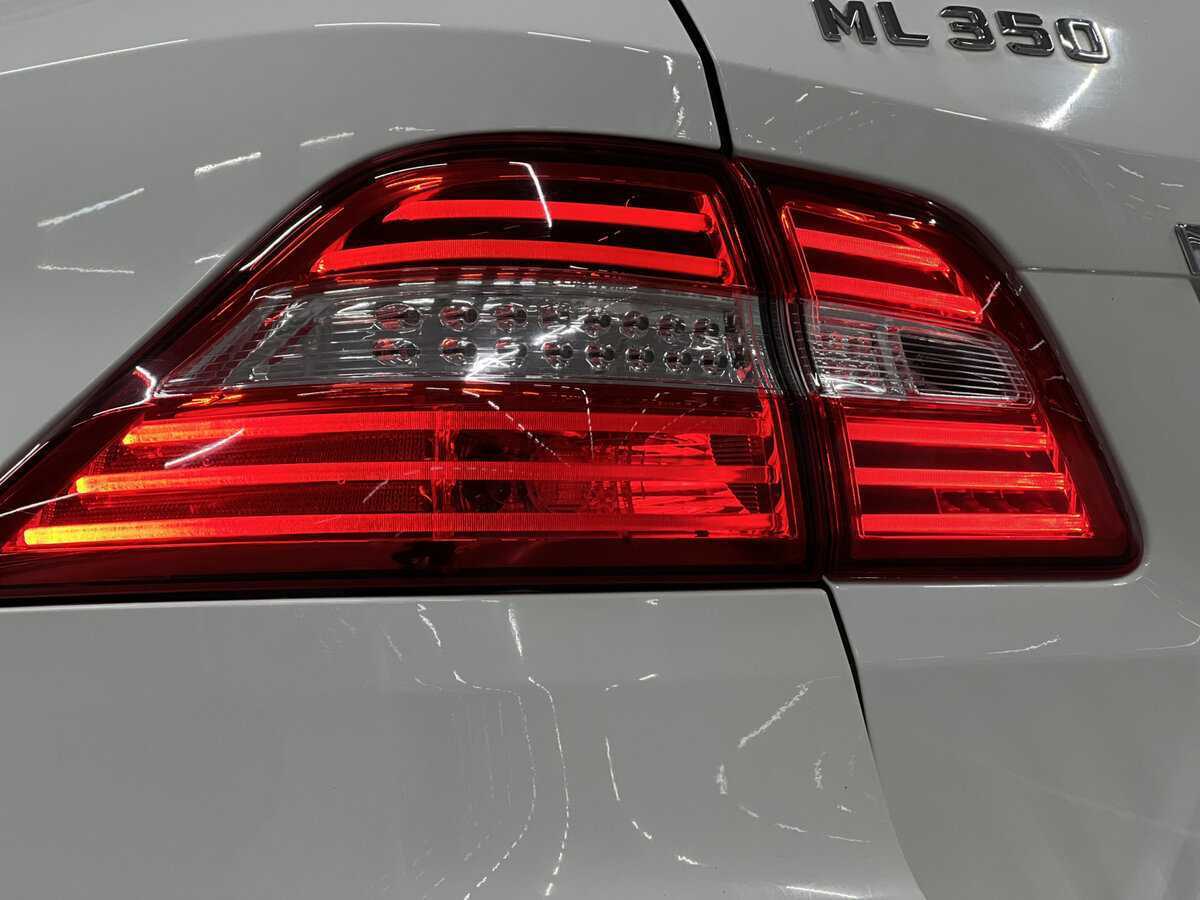 Mercedes-Benz M-Класс 2011
