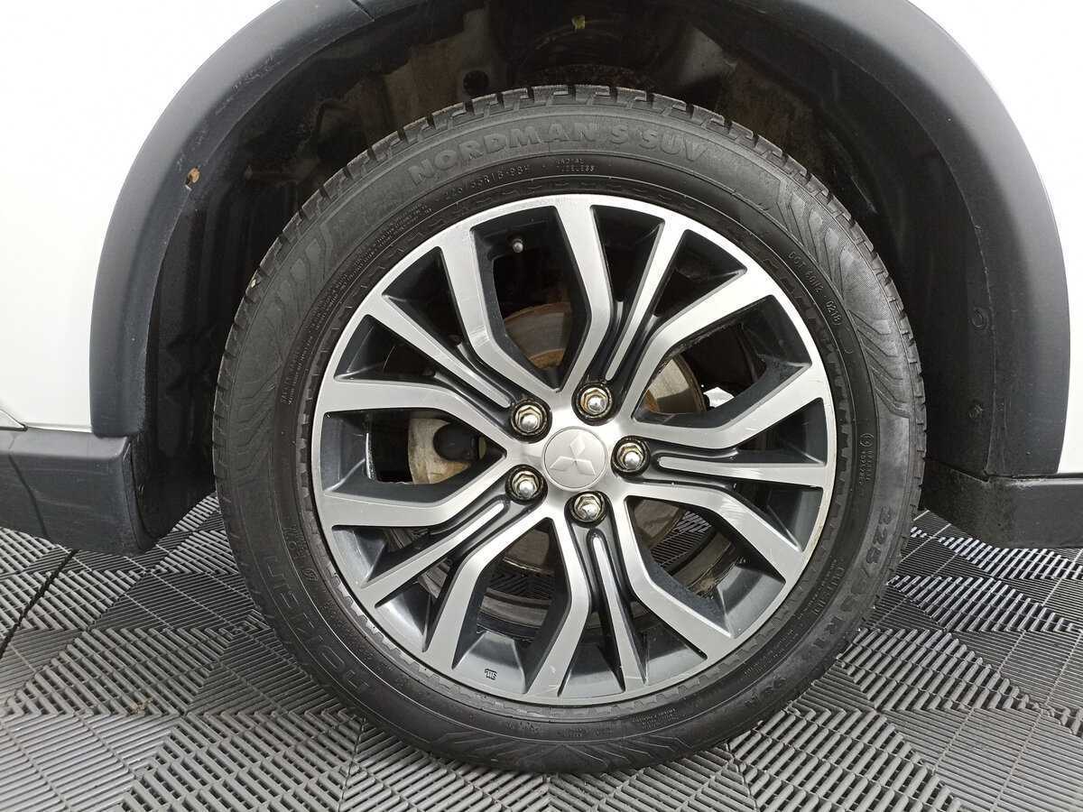 Mitsubishi Outlander 2017