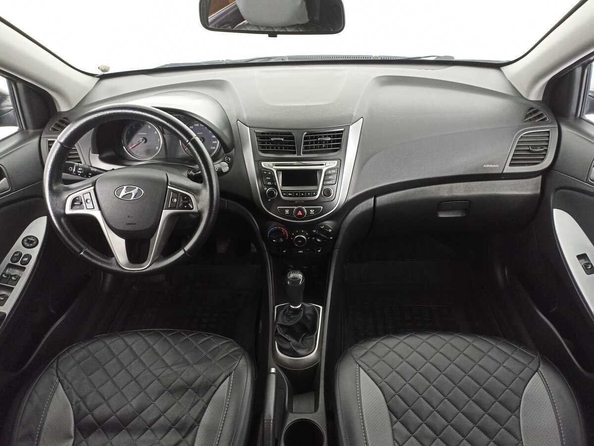 Hyundai Solaris 2015