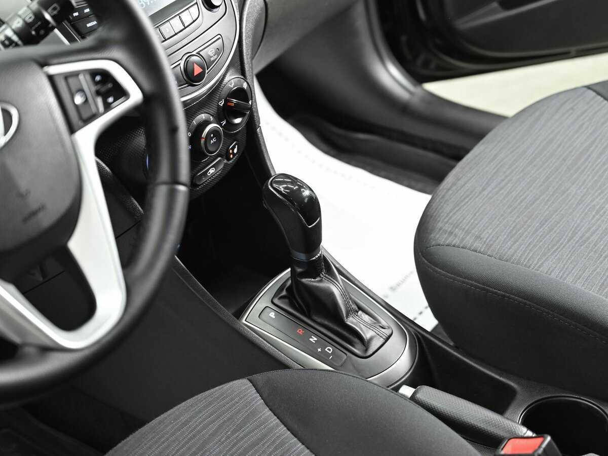 Hyundai Solaris 2015