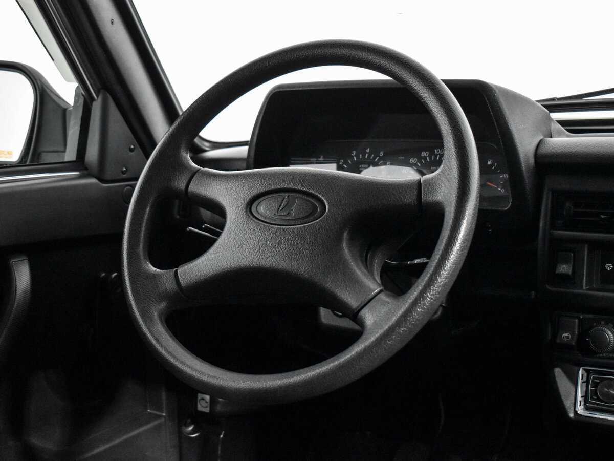 Lada (ВАЗ) 2131 (4x4) 2015
