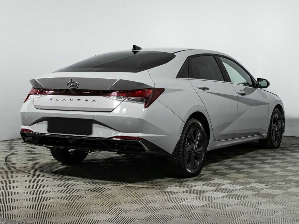 Hyundai Elantra 2021