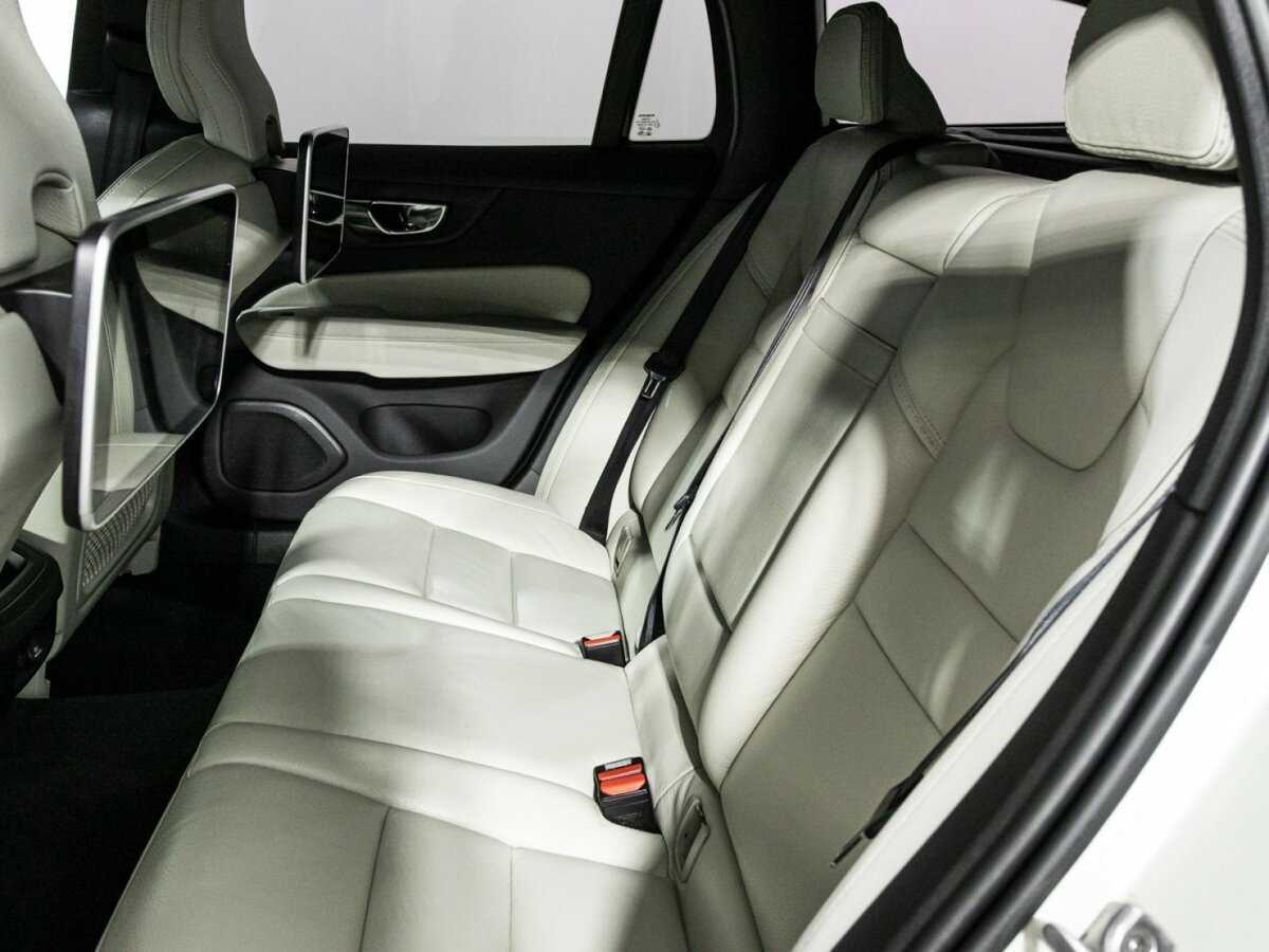 Volvo V60 Cross Country 2019