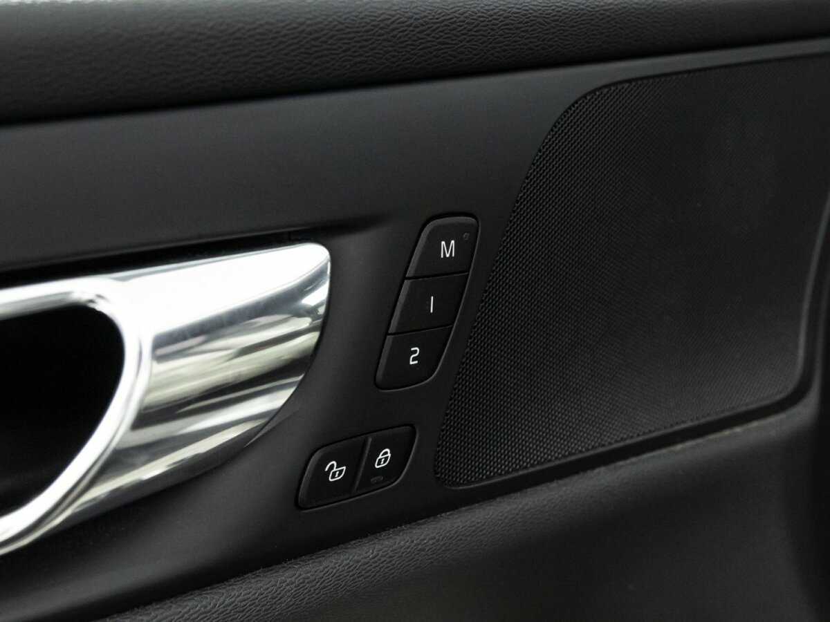 Volvo V60 Cross Country 2019