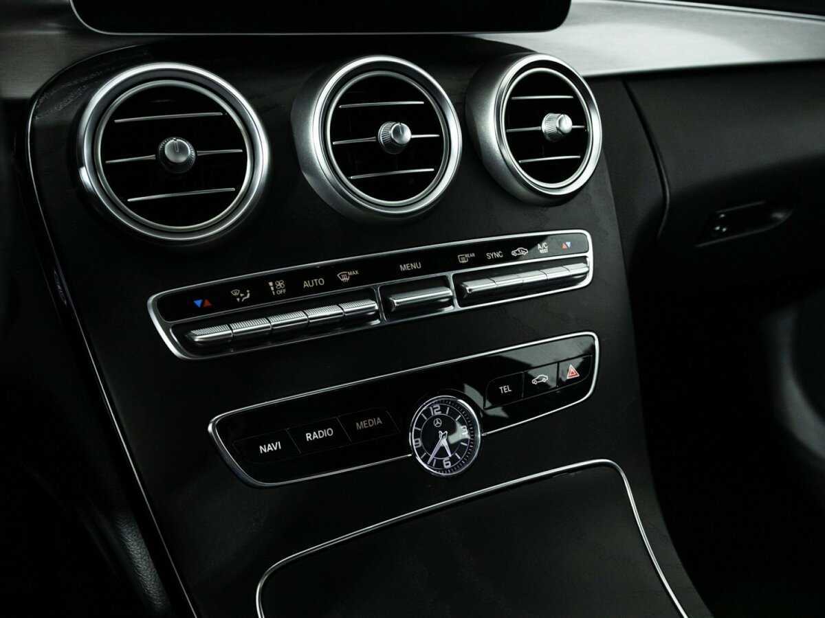 Mercedes-Benz C-Класс 2020